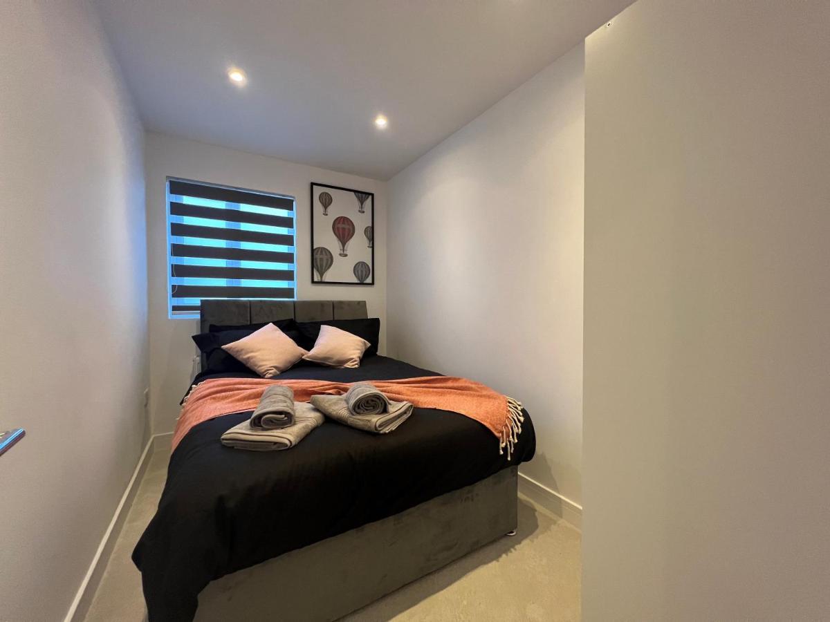 Apartament Star London Station Road 3-Bed Haven Zewnętrze zdjęcie